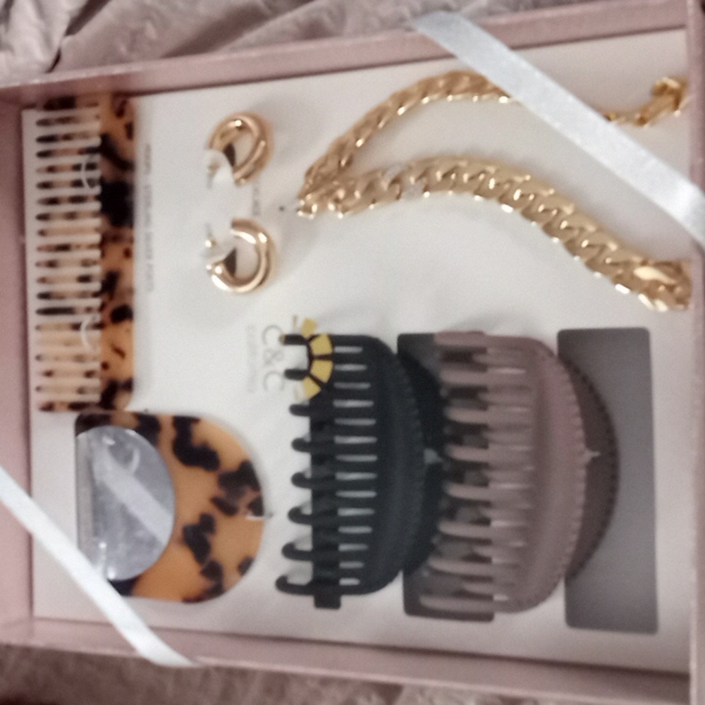 C&c California women accessories